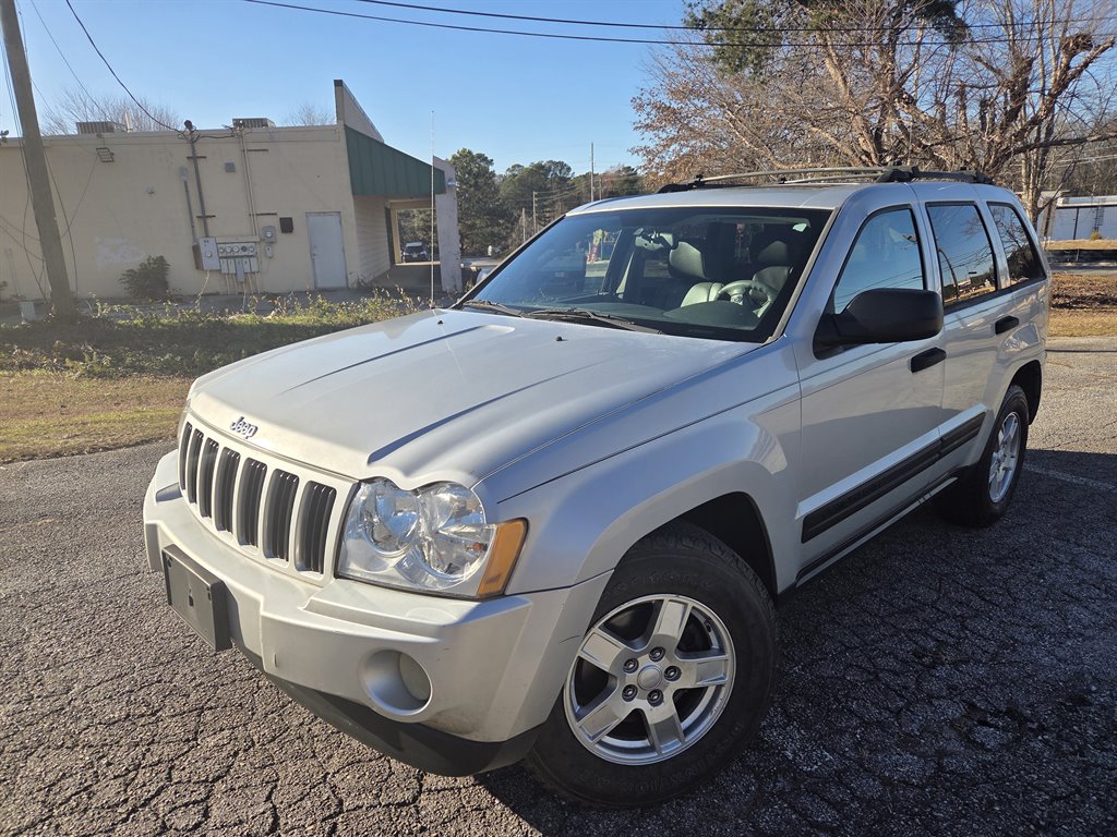 2005 Jeep Grand Cherokee Laredo's photo