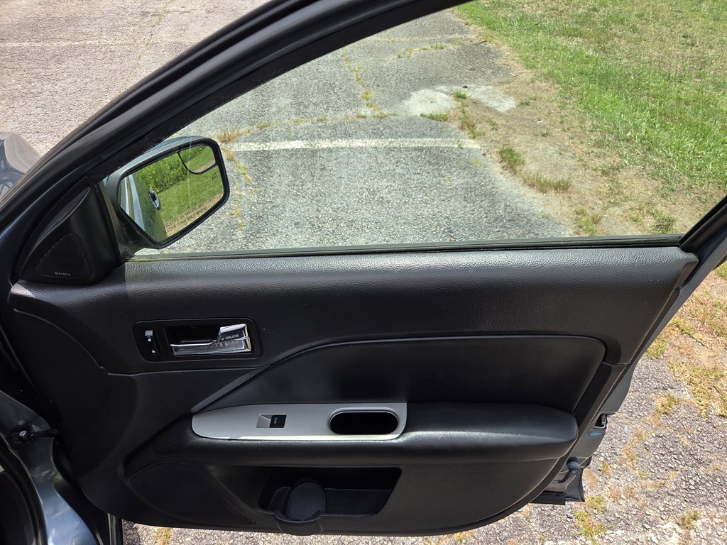 2011 Ford Fusion SEL - Photo 21