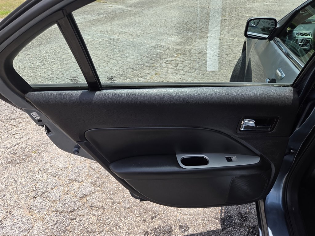 2011 Ford Fusion SEL - Photo 19