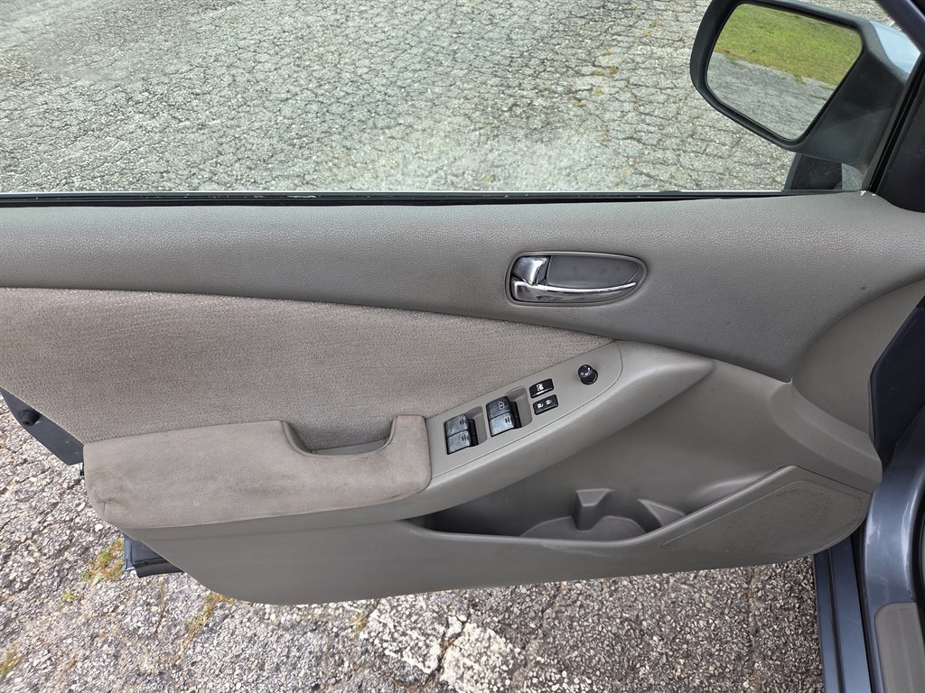 2012 Nissan Altima S - Photo 18