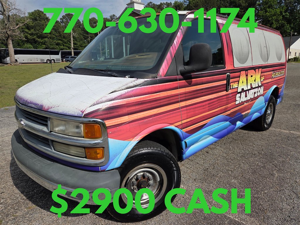 1999 Chevrolet Express's photo